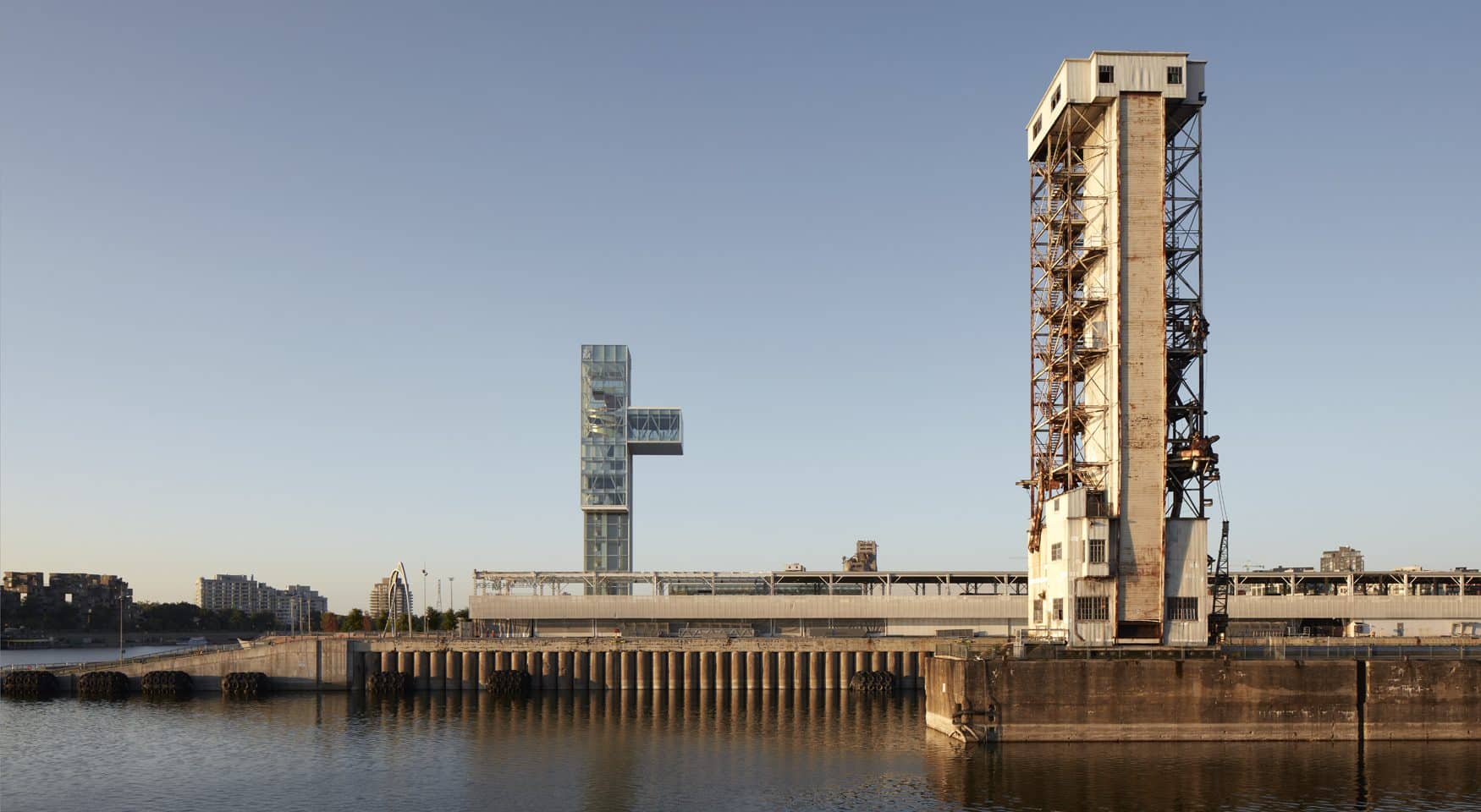 Cage de verre – Tour du Port de Montréal